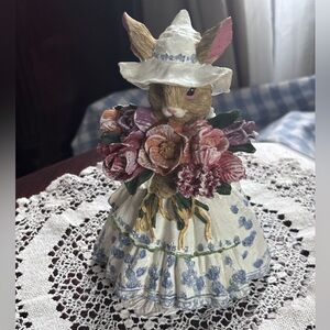 Charming Vintage Blue and White Bunny Figurine